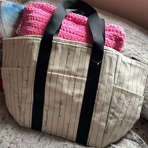 Victoria’s Secret PINK tote bag weekender